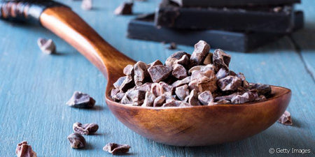 Nibs de cacau: benefícios com sabor de chocolate - BOLD Snacks